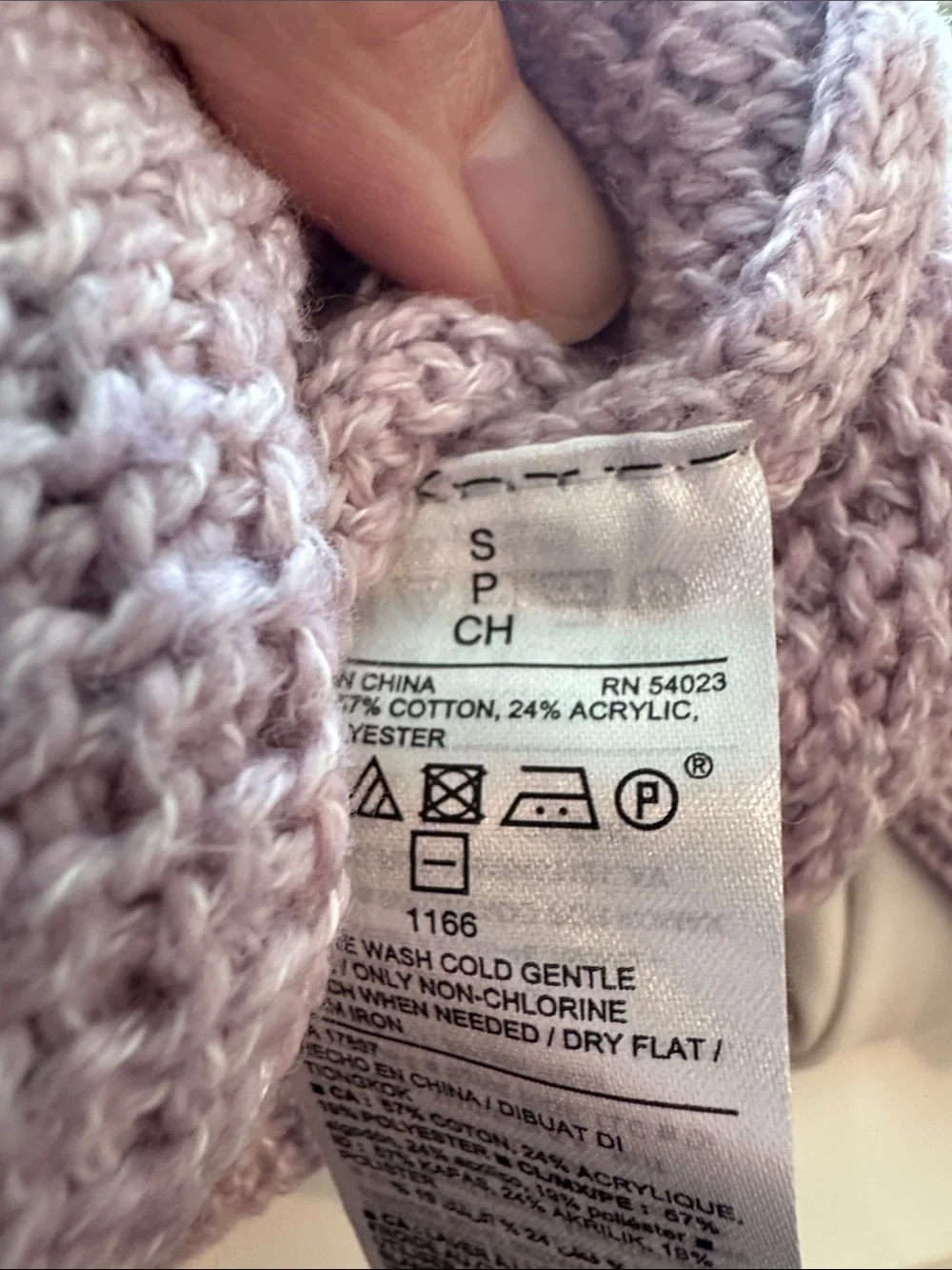 Old Navy Light Purple/Pink Crewneck Knit Sweater